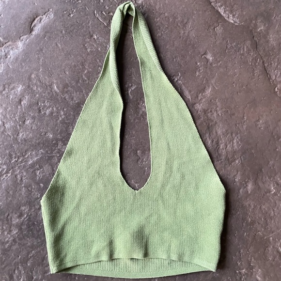 Green Cropped Halter Top - Picture 2 of 4